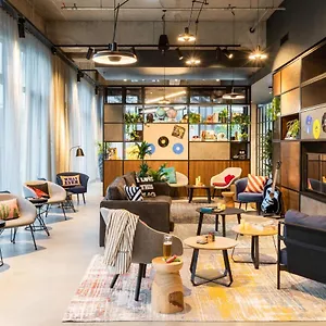 Hotell Moxy Berlin Airport, Schönefeld
