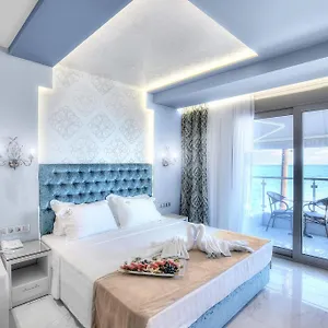 https://art-boutique-hotel.hotelschalkidiki.net