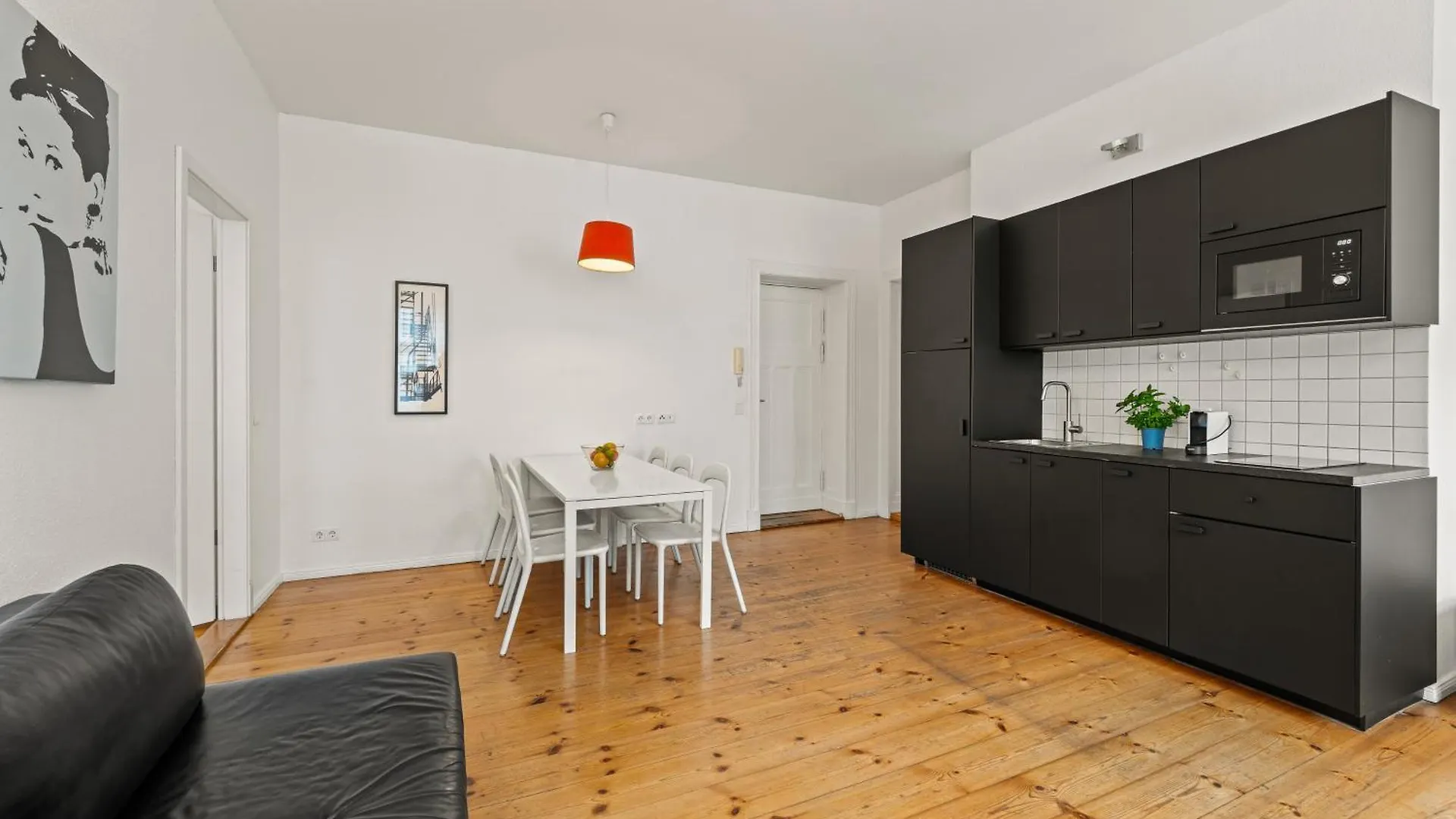 Mooeve Friedrichs Mid Apartment Berlin Germany
